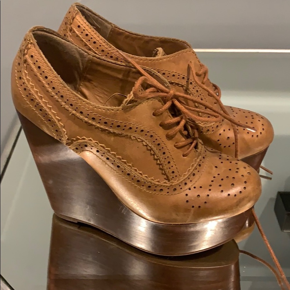 Steve Madden Oxford Platforms PARDON size 5.5